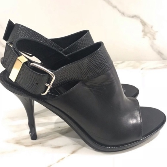 Balenciaga Embossed Glove Sandals - Picture 3 of 8